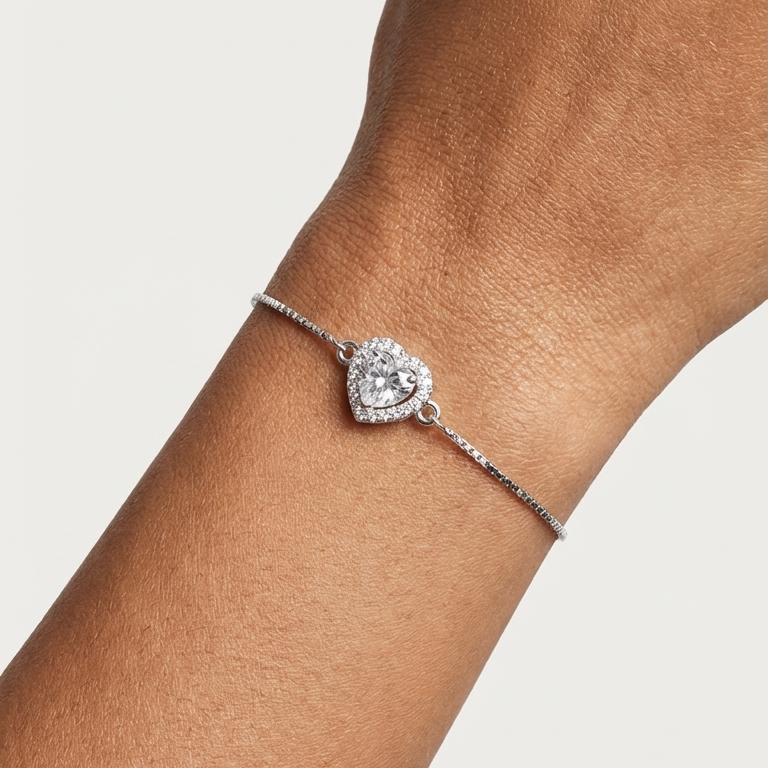 The Floating Heart Box Chain